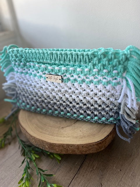 Braided Macrame Purse - in aqua, white and grey